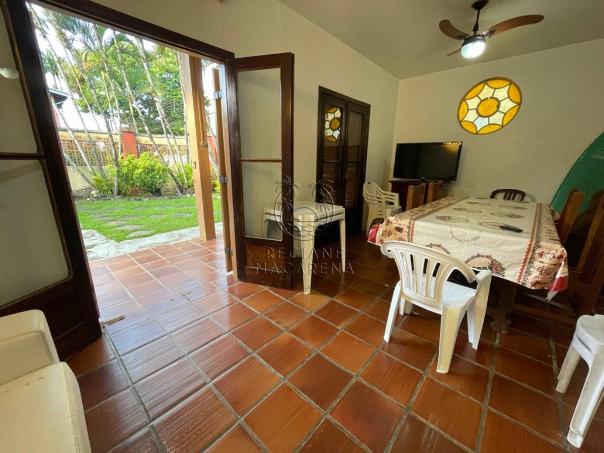 Casa à venda com 3 quartos, 215m² - Foto 15