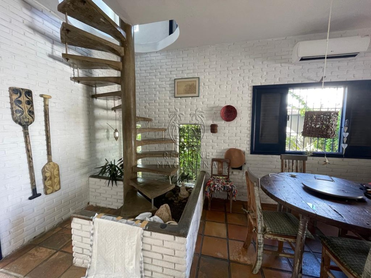 Casa à venda com 3 quartos, 300m² - Foto 6