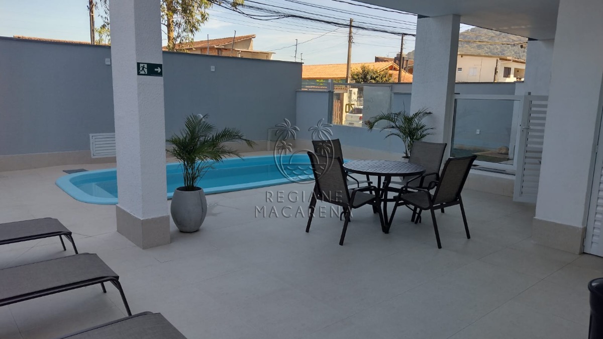 Apartamento à venda com 2 quartos, 70m² - Foto 1