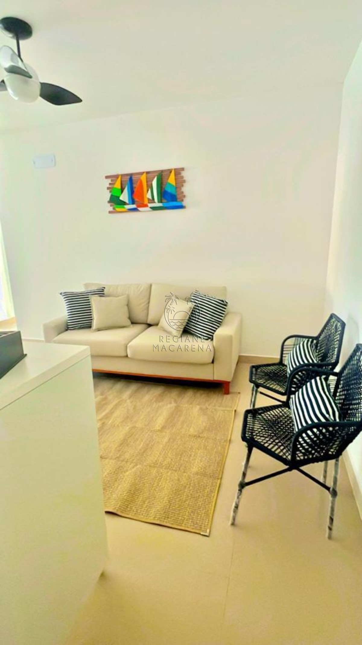 Apartamento à venda com 2 quartos, 70m² - Foto 2