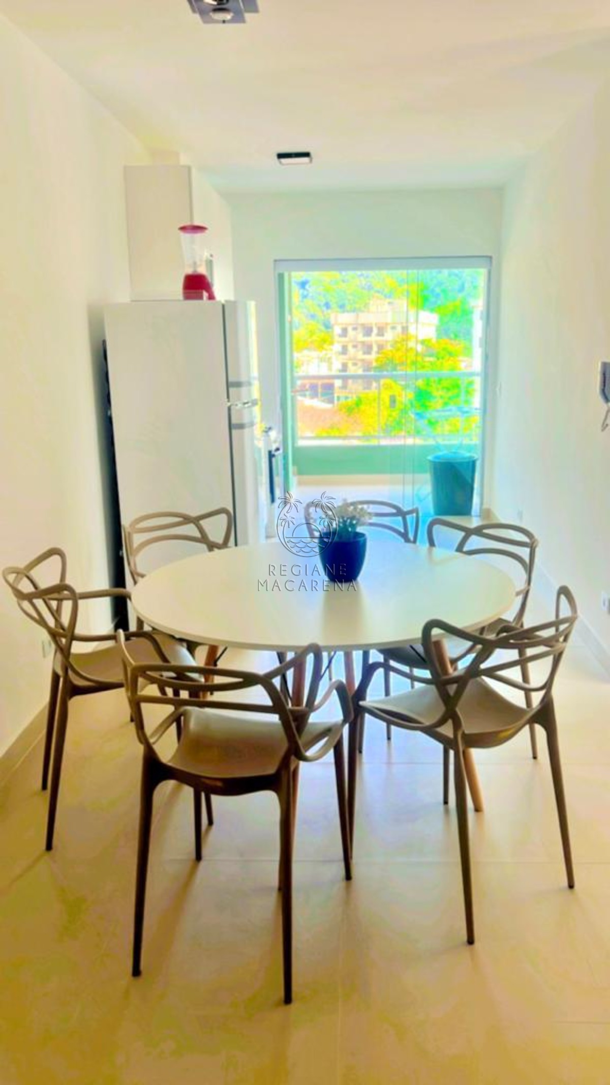 Apartamento à venda com 2 quartos, 70m² - Foto 5