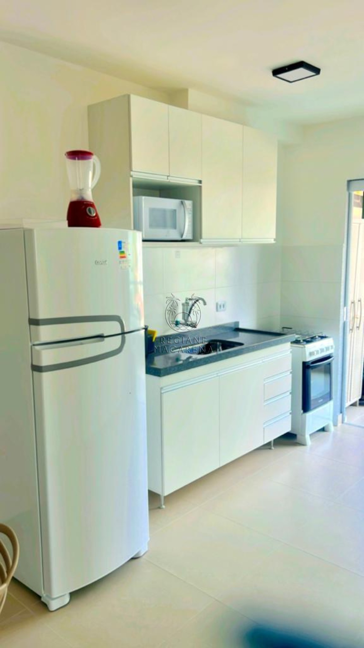 Apartamento à venda com 2 quartos, 70m² - Foto 7