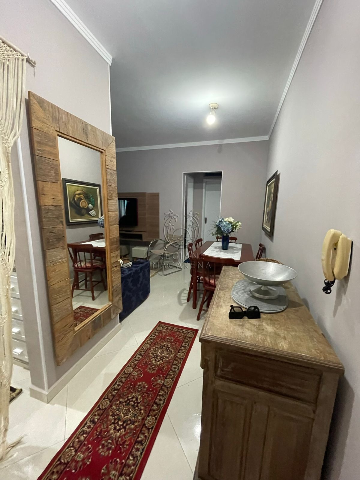 Apartamento à venda com 2 quartos, 70m² - Foto 2