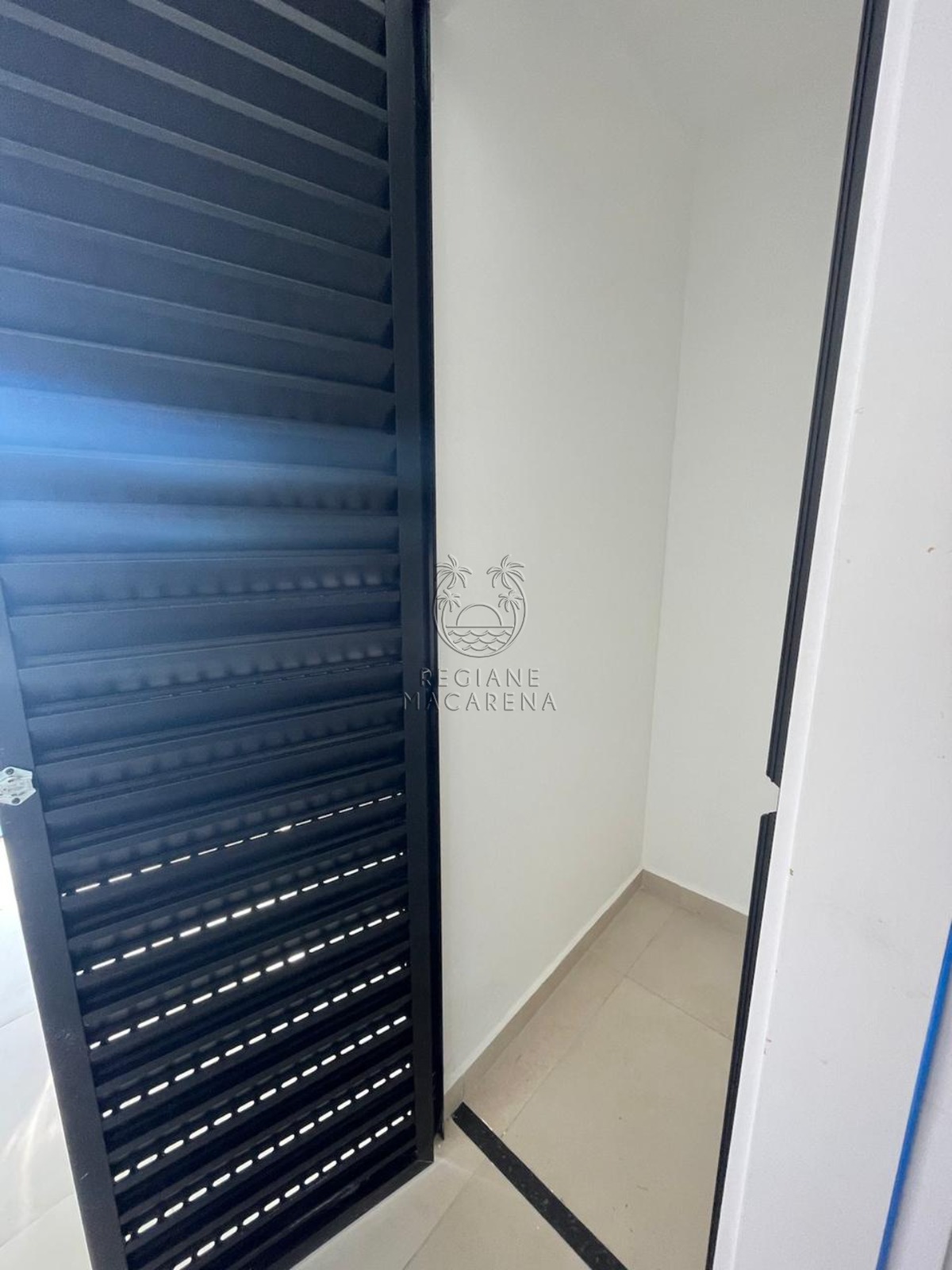 Apartamento à venda com 2 quartos, 69m² - Foto 11