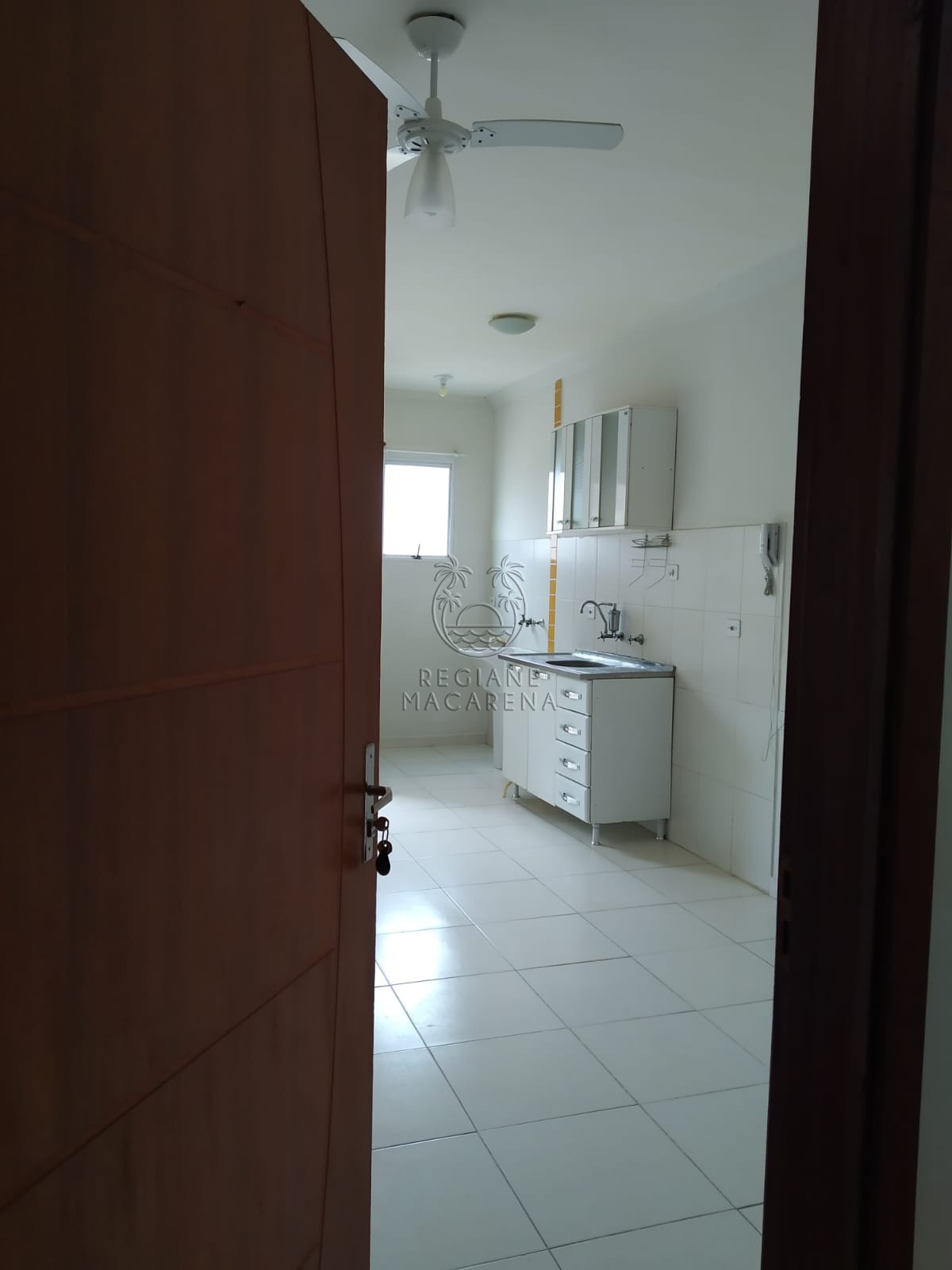 Apartamento à venda com 2 quartos, 50m² - Foto 2