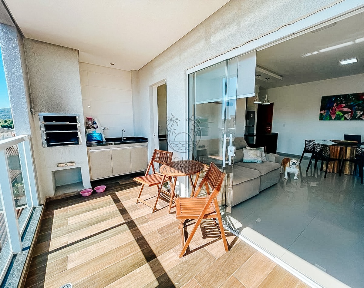 Apartamento à venda com 2 quartos, 70m² - Foto 1